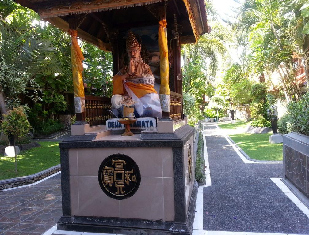 Dewa Bharata Bungalows Legian Екстер'єр фото