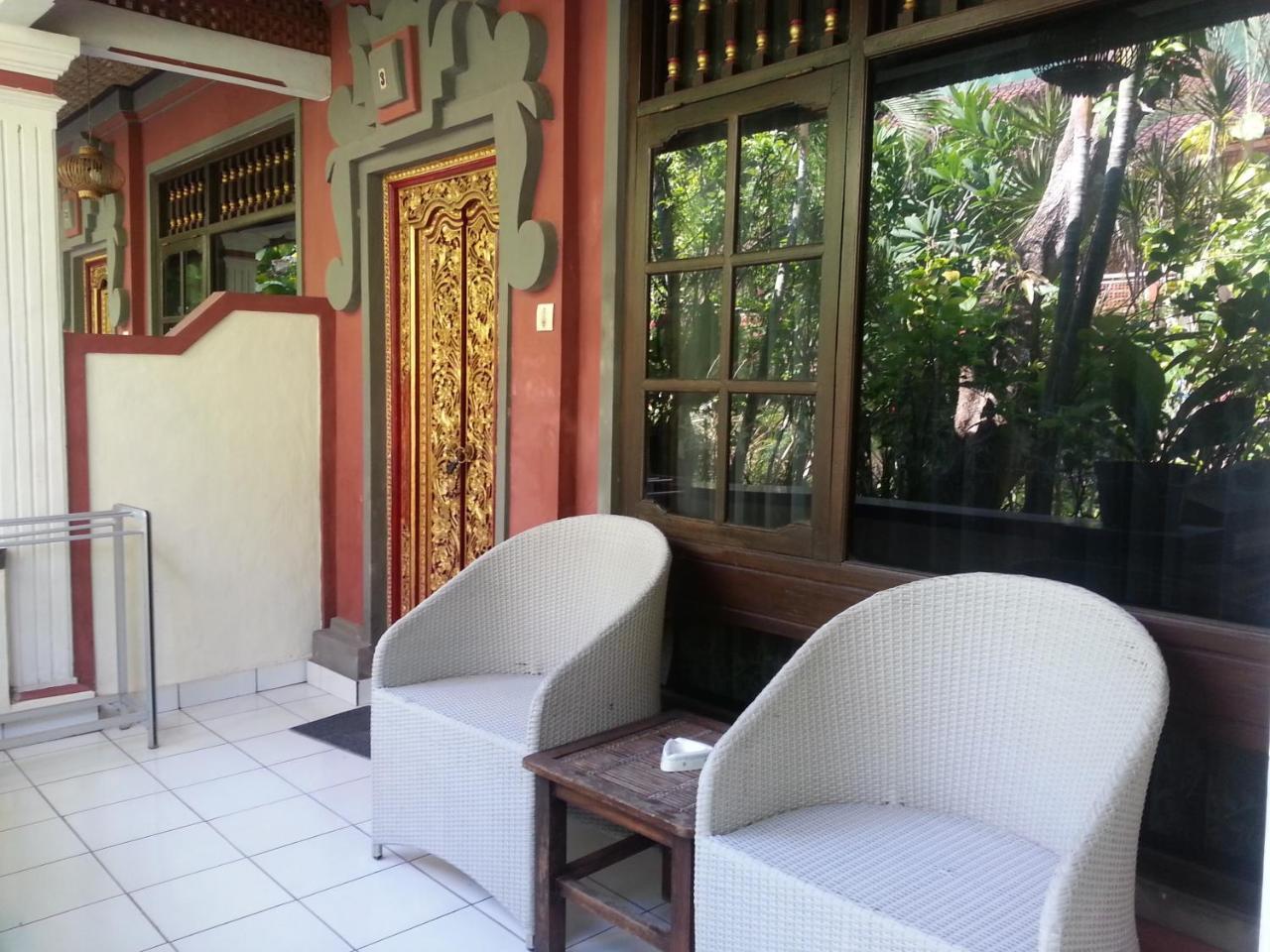 Dewa Bharata Bungalows Legian Екстер'єр фото